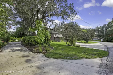 Exterior - 8150 Tranquil Dr, Spring Hill, FL 34606 photo 10 of 14