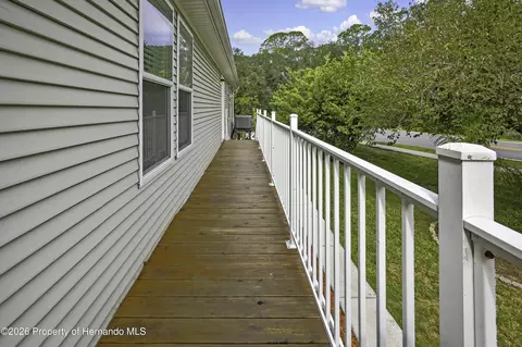 Exterior - 5610 Ramada St, Weeki Wachee, FL 34607 photo 7 of 10