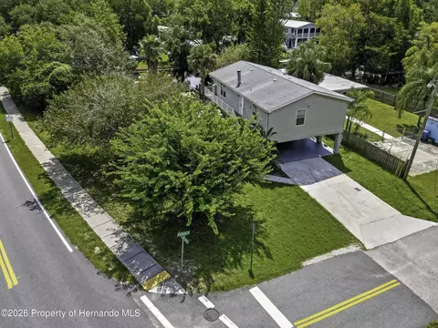 View/Area - 5610 Ramada St, Weeki Wachee, FL 34607 photo 4 of 13