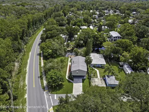 View/Area - 5610 Ramada St, Weeki Wachee, FL 34607 photo 7 of 13