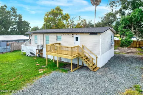 4620 Trouble Creek Rd, New Port Richey, FL 34652