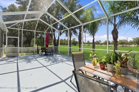 Exterior - 4327 Canongate Ct, Spring Hill, FL 34609 photo 4 of 8