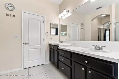 Bath - 4327 Canongate Ct, Spring Hill, FL 34609 photo 4 of 4