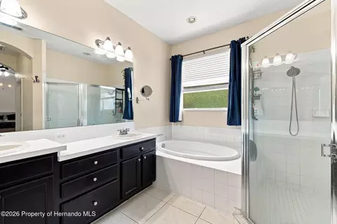 Bath - 4327 Canongate Ct, Spring Hill, FL 34609 photo 3 of 4