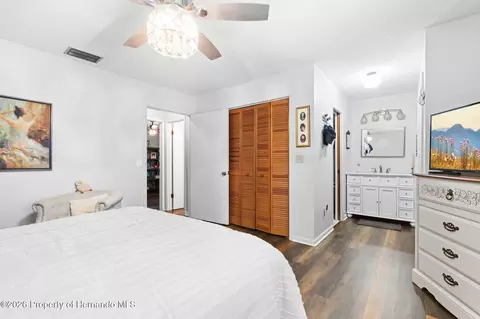 Bedroom - 406 E Circlewood St, Inverness, FL 34452 photo 2 of 5