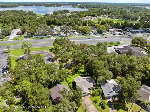 View/Area - 406 E Circlewood St, Inverness, FL 34452 photo 5 of 8