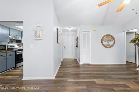 Entry Way - 406 E Circlewood St, Inverness, FL 34452 photo 3 of 3