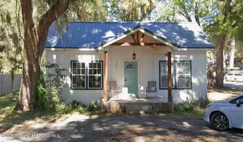 220 NE 1st Ave, Williston, FL 32696 photo 1