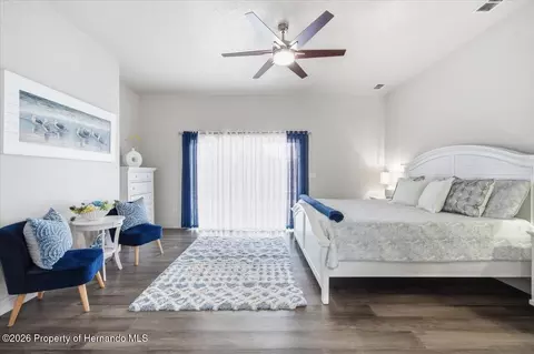 Bedroom - 12384 Easthaven Dr, Spring Hill, FL 34609 photo 1 of 11
