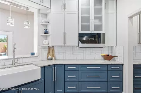 Kitchen - 12384 Easthaven Dr, Spring Hill, FL 34609 photo 6 of 8