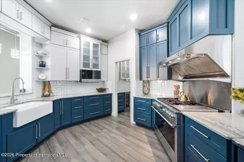 Kitchen - 12384 Easthaven Dr, Spring Hill, FL 34609 photo 3 of 8