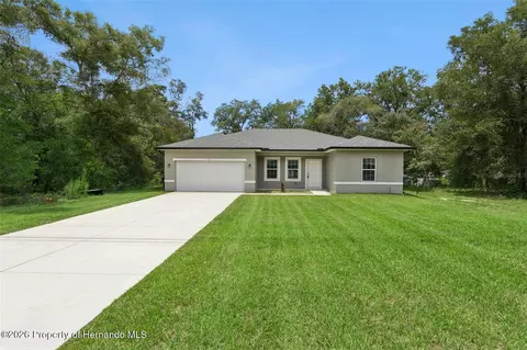 799 W Country Club Blvd, Citrus Springs, FL 34434