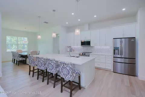 Kitchen - 17460 Macassar Rd, Weeki Wachee, FL 34614 photo 4 of 6