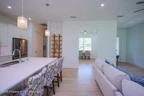 Entry Way - 17460 Macassar Rd, Weeki Wachee, FL 34614 photo 4 of 5