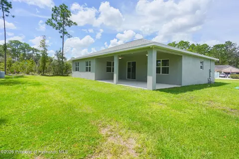 Exterior - 17460 Macassar Rd, Weeki Wachee, FL 34614 photo 4 of 7