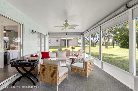Exterior - 3121 Double Eagle Ct, Spring Hill, FL 34606 photo 6 of 10