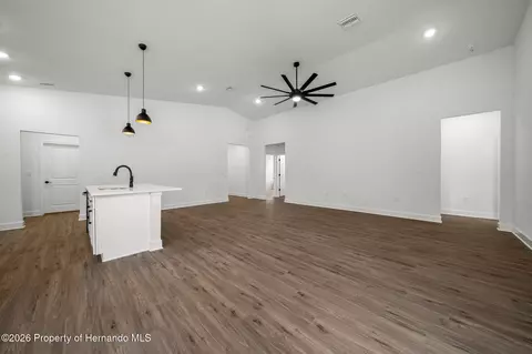 Living - 10153 Lynnhaven Rd, Spring Hill, FL 34608 photo 2 of 3