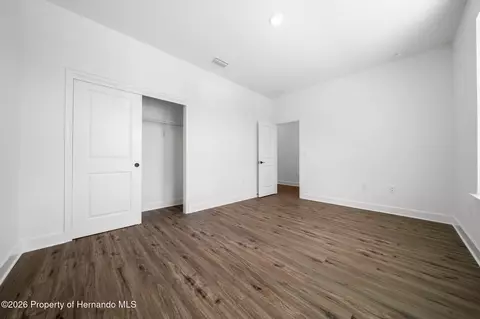 Bedroom - 10153 Lynnhaven Rd, Spring Hill, FL 34608 photo 6 of 7
