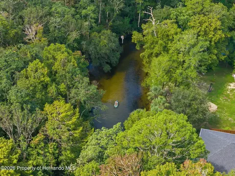 View/Area - 6496 W Richard Dr, Weeki Wachee, FL 34607 photo 11 of 13
