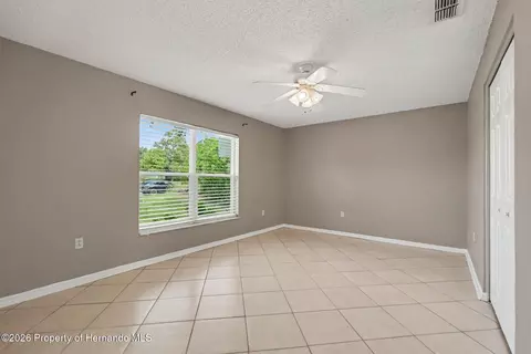 Bedroom - 12450 Curry Dr, Spring Hill, FL 34609 photo 5 of 7