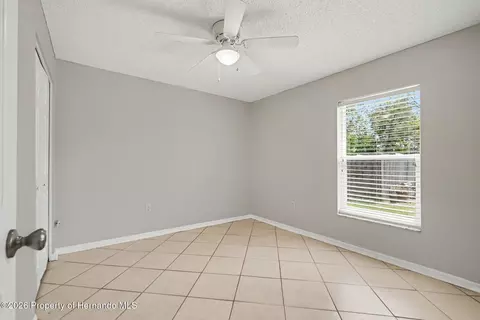 Bedroom - 12450 Curry Dr, Spring Hill, FL 34609 photo 7 of 7