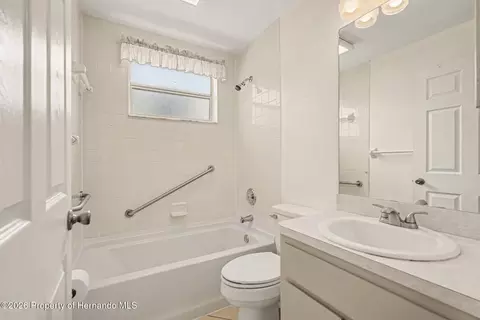 Bath - 12450 Curry Dr, Spring Hill, FL 34609 photo 2 of 2