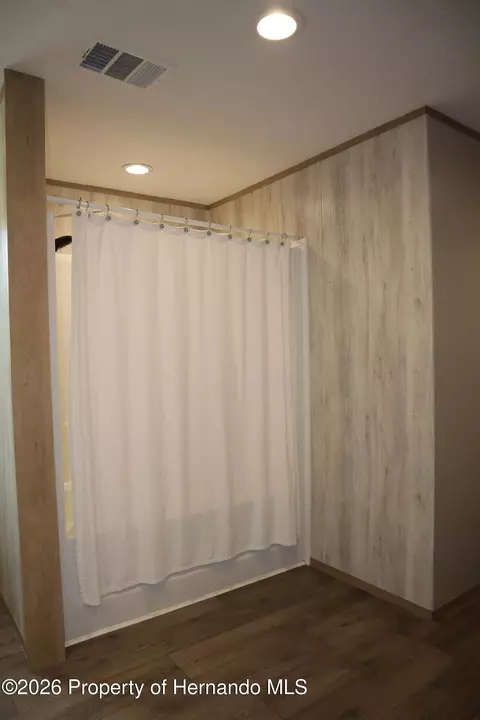 Bath - 6443 Finance Ave, Weeki Wachee, FL 34607 photo 3 of 5