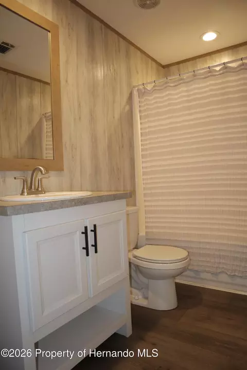 Bath - 6443 Finance Ave, Weeki Wachee, FL 34607 photo 4 of 5