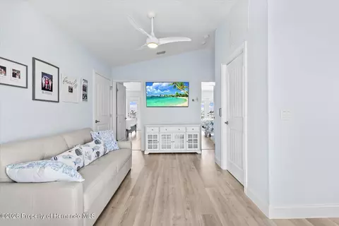 Entry Way - 4030 Gulf Coast Dr, Hernando Beach, FL 34607 photo 5 of 6