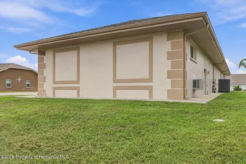 Other - 10404 Sandtrap Dr, Spring Hill, FL 34608 photo 14 of 15