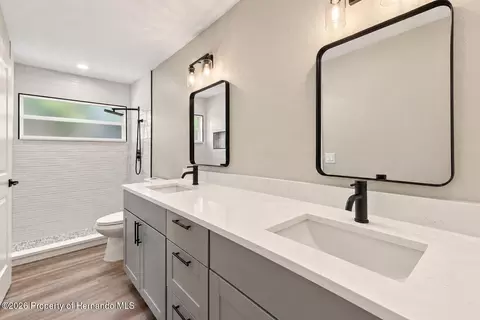Bath - 2489 Amherst Ave, Spring Hill, FL 34609 photo 1 of 3