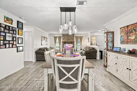 Dining - 8331 Echo Ln, Spring Hill, FL 34608 photo 4 of 5
