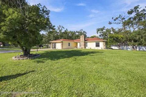 Exterior - 8331 Echo Ln, Spring Hill, FL 34608 photo 3 of 14
