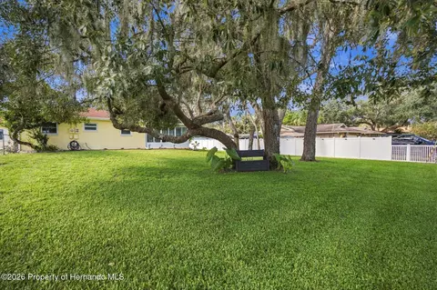 Exterior - 8331 Echo Ln, Spring Hill, FL 34608 photo 5 of 14
