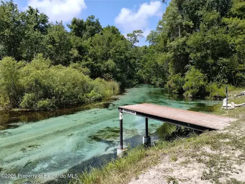 7071 Mertal St, Weeki Wachee, FL 34607 photo 7