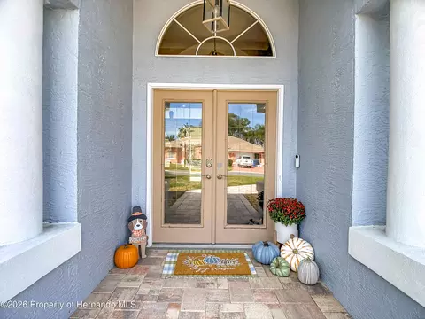 Entry Way - 1051 Hook Dr, Spring Hill, FL 34608 photo 1 of 6