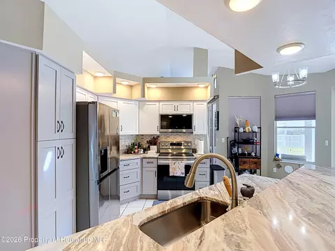 Kitchen - 1051 Hook Dr, Spring Hill, FL 34608 photo 9 of 10