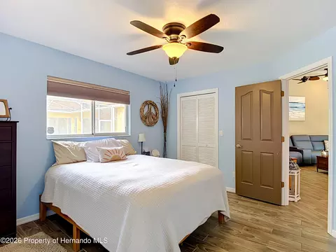 Bedroom - 1051 Hook Dr, Spring Hill, FL 34608 photo 3 of 12