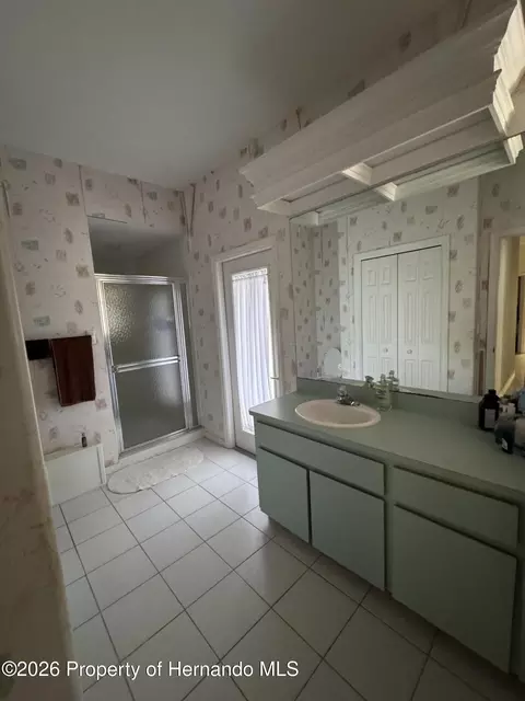 Bath - 4337 Rachel Blvd, Spring Hill, FL 34607 photo 2 of 5