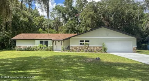 16 Fig Ct W, Homosassa, FL 34446