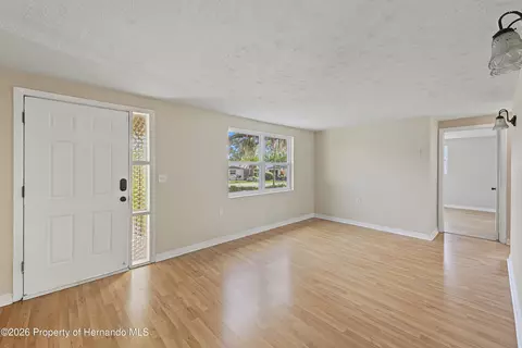 Living - 4059 Sugarfoot Dr, Spring Hill, FL 34608 photo 1 of 3