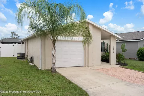 Exterior - 12709 Skipper Ln, Hudson, FL 34669 photo 2 of 8