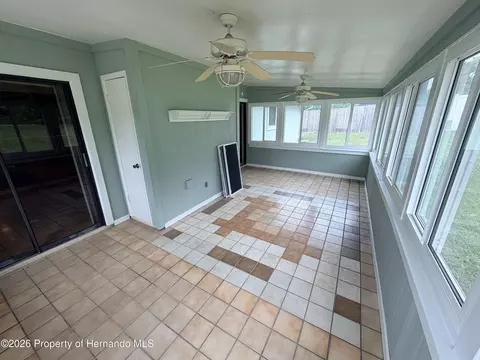 Exterior - 13435 Linden Dr, Spring Hill, FL 34609 photo 5 of 7