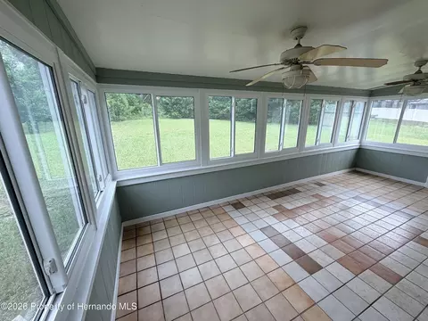 Exterior - 13435 Linden Dr, Spring Hill, FL 34609 photo 4 of 7
