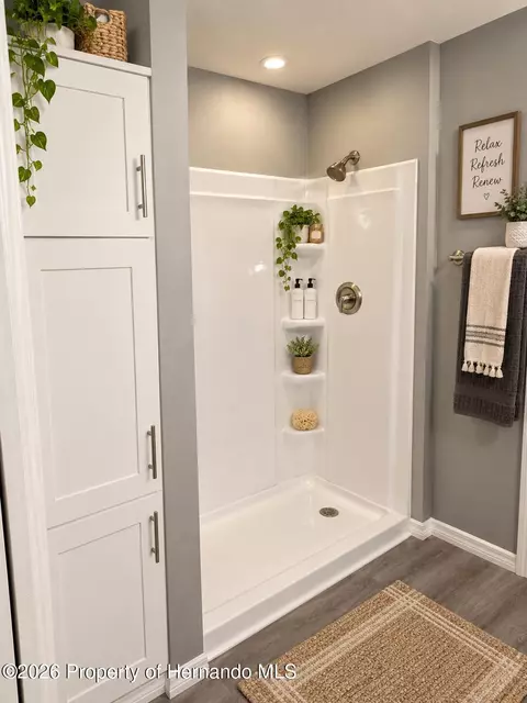 Bath - 7278 Lamplighter St, Spring Hill, FL 34606 photo 8 of 8