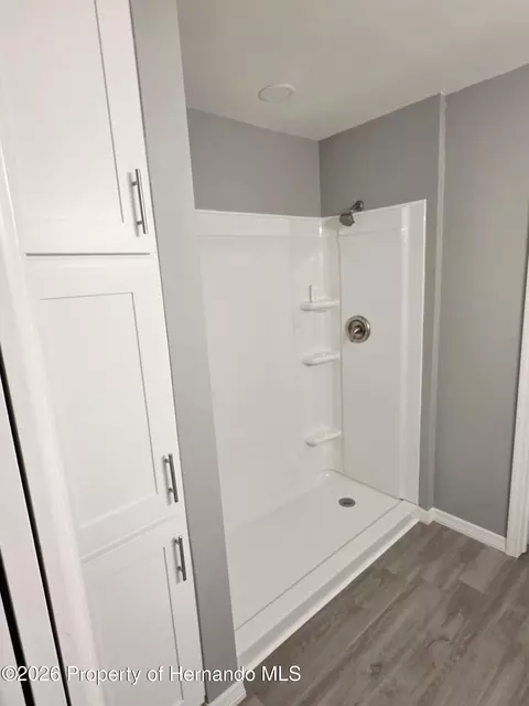 Bath - 7278 Lamplighter St, Spring Hill, FL 34606 photo 5 of 5