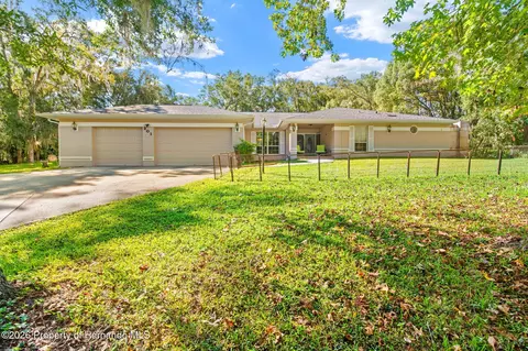 201 Sunset Dr, Brooksville, FL 34601