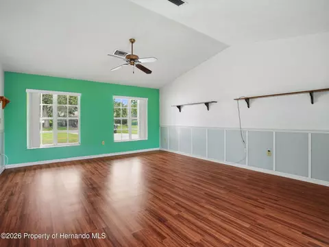 Living - 9624 Horizon Dr, Spring Hill, FL 34608 photo 2 of 4