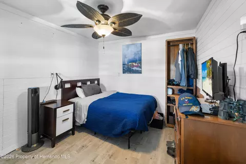 Bedroom - 3337 Mangrove Dr, Hernando Beach, FL 34607 photo 5 of 6