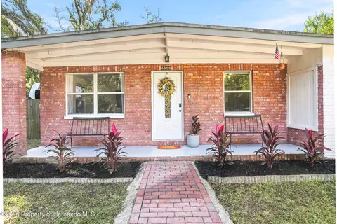 4909 E 97th Ave E, Tampa, FL 33617